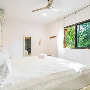 https://buena-vida-wide-appartemt-in-the-heart-of-town.quintano-roohotels.com